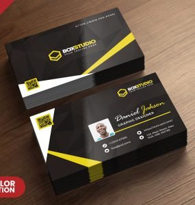 Creative Business Card Template PSD